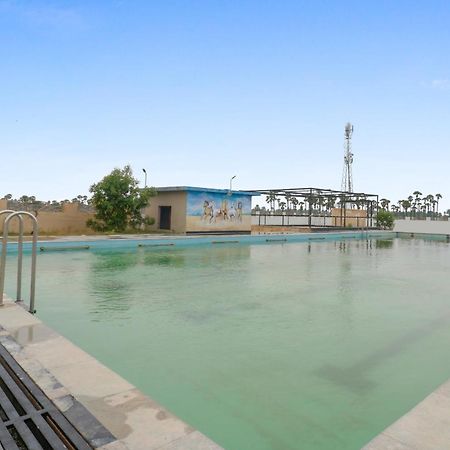Hotel O Sea Coast Sunny Resort Гунтур Экстерьер фото