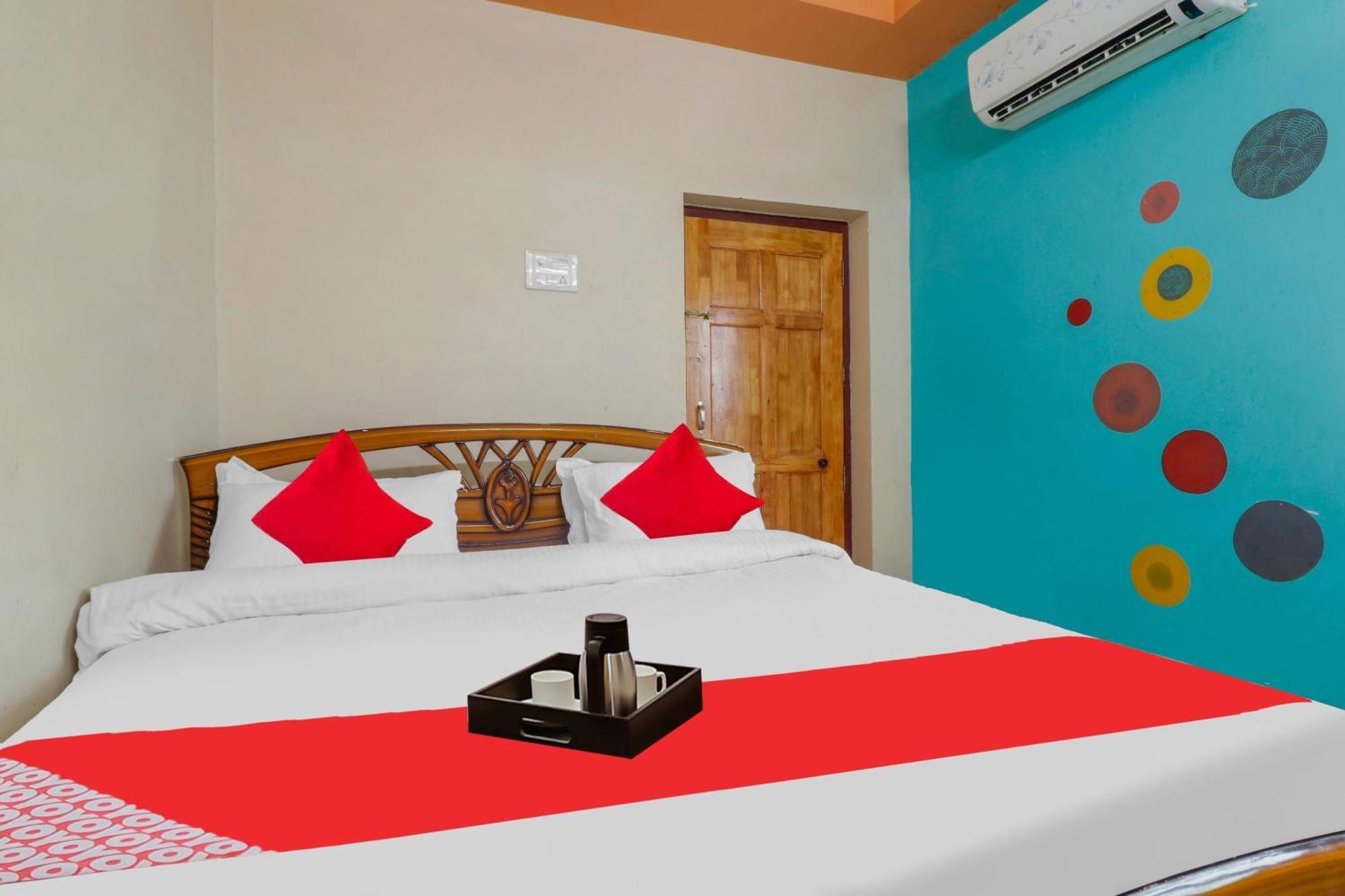 Hotel O Sea Coast Sunny Resort Гунтур Экстерьер фото