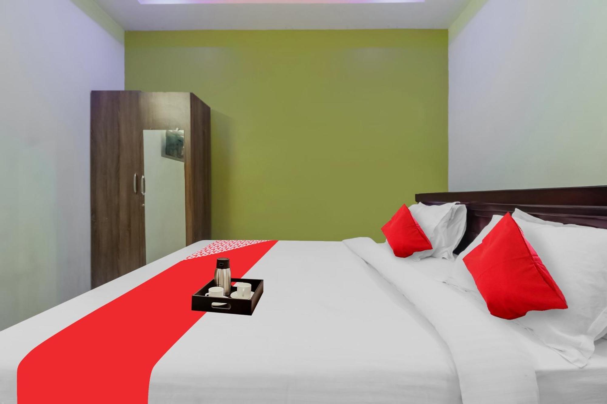 Hotel O Sea Coast Sunny Resort Гунтур Экстерьер фото