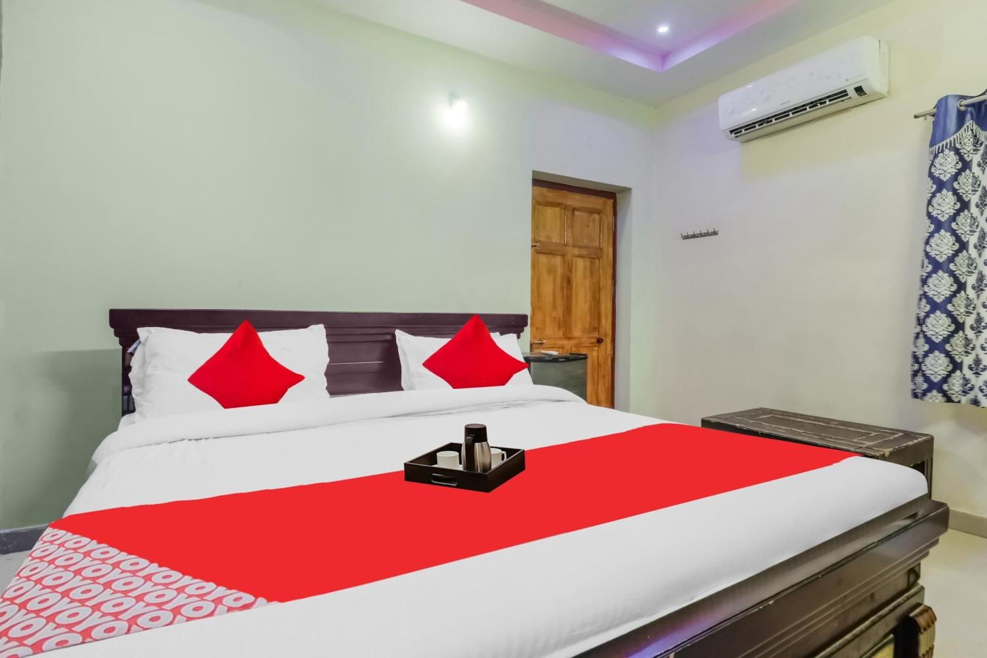 Hotel O Sea Coast Sunny Resort Гунтур Экстерьер фото