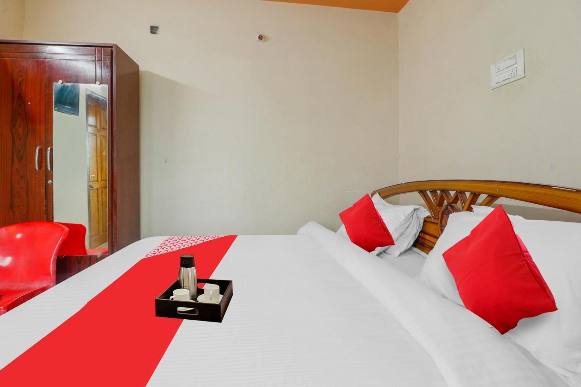 Hotel O Sea Coast Sunny Resort Гунтур Экстерьер фото